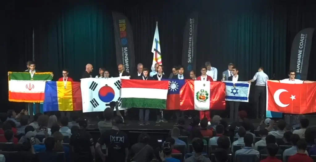 국제수학올림피아드 (IMO) 2025 Closing Ceremony